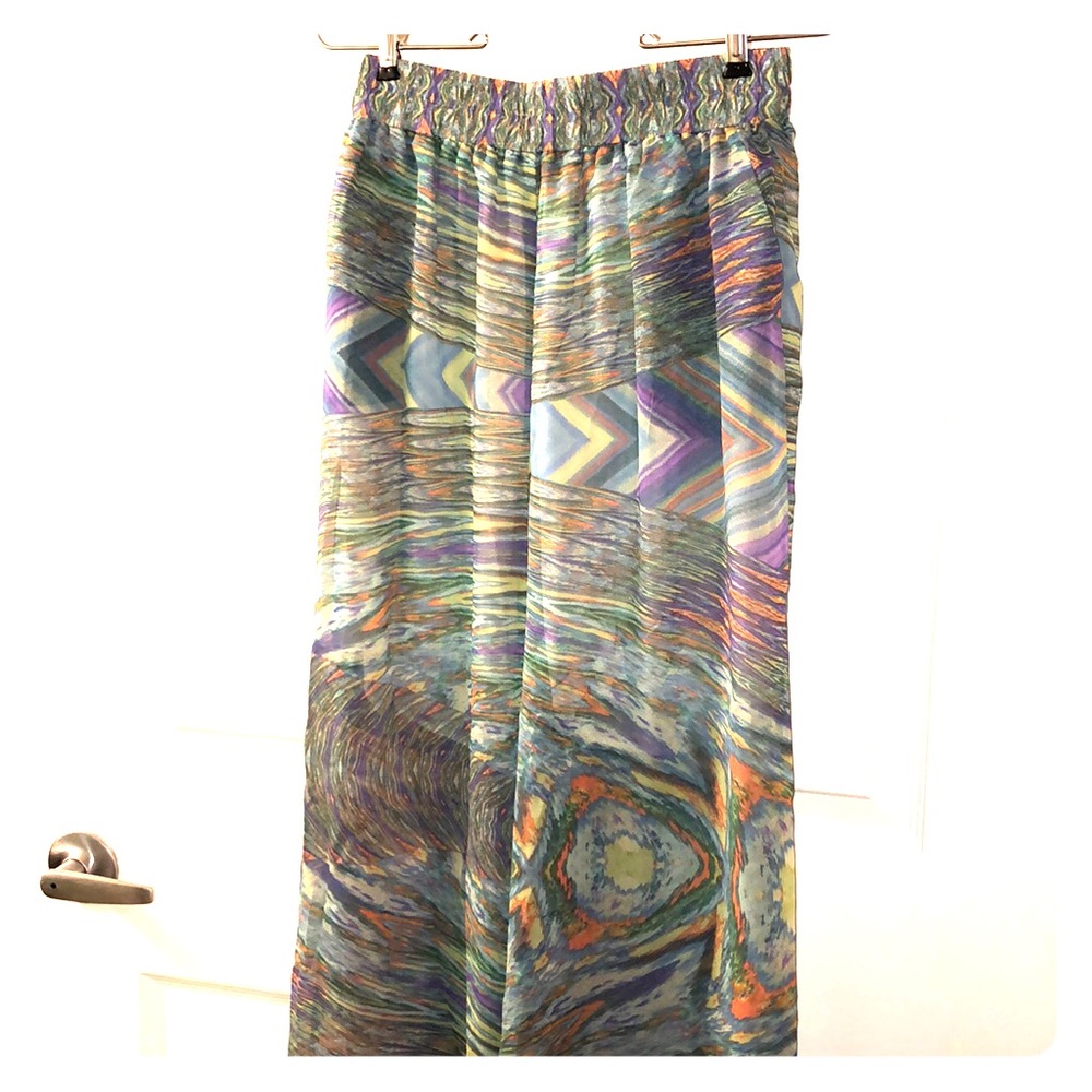 Wide leg pants